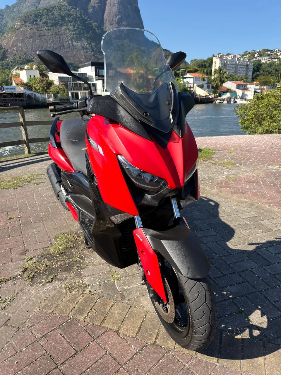 Yamaha Xmax 250 - Foto 3