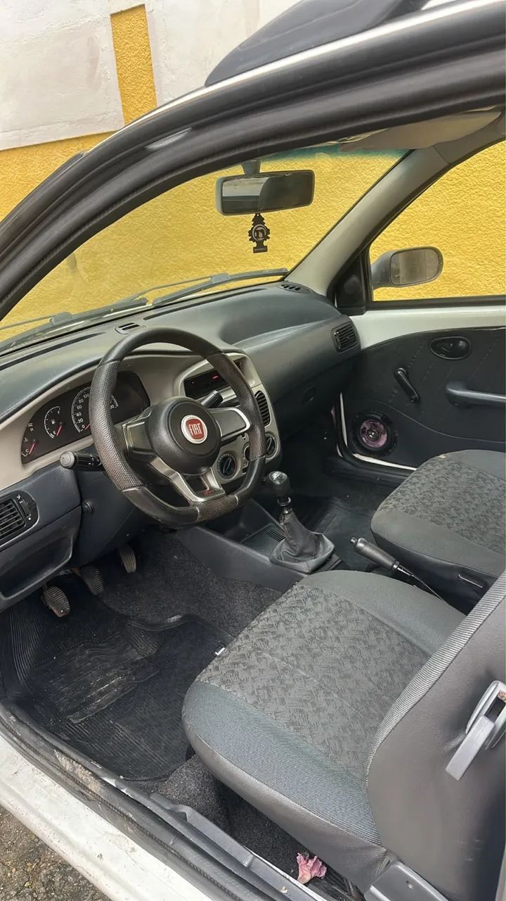 Fiat Strada 1.4 MPI Fire Flex 8V CE 2012 - Foto 2