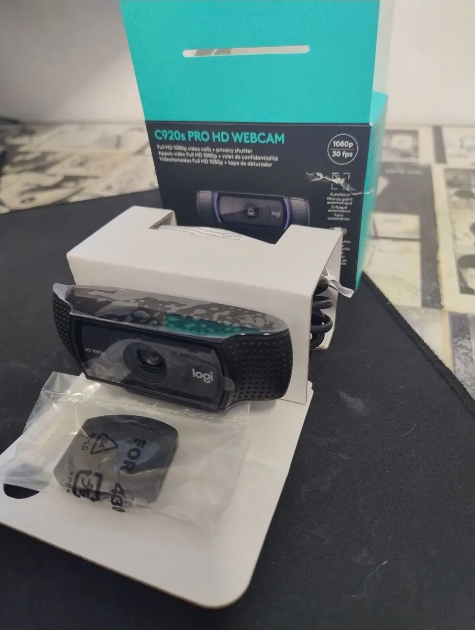 Webcam Logitech C920 Pro Full HD + microfone dual stereo + tampa privacidade 