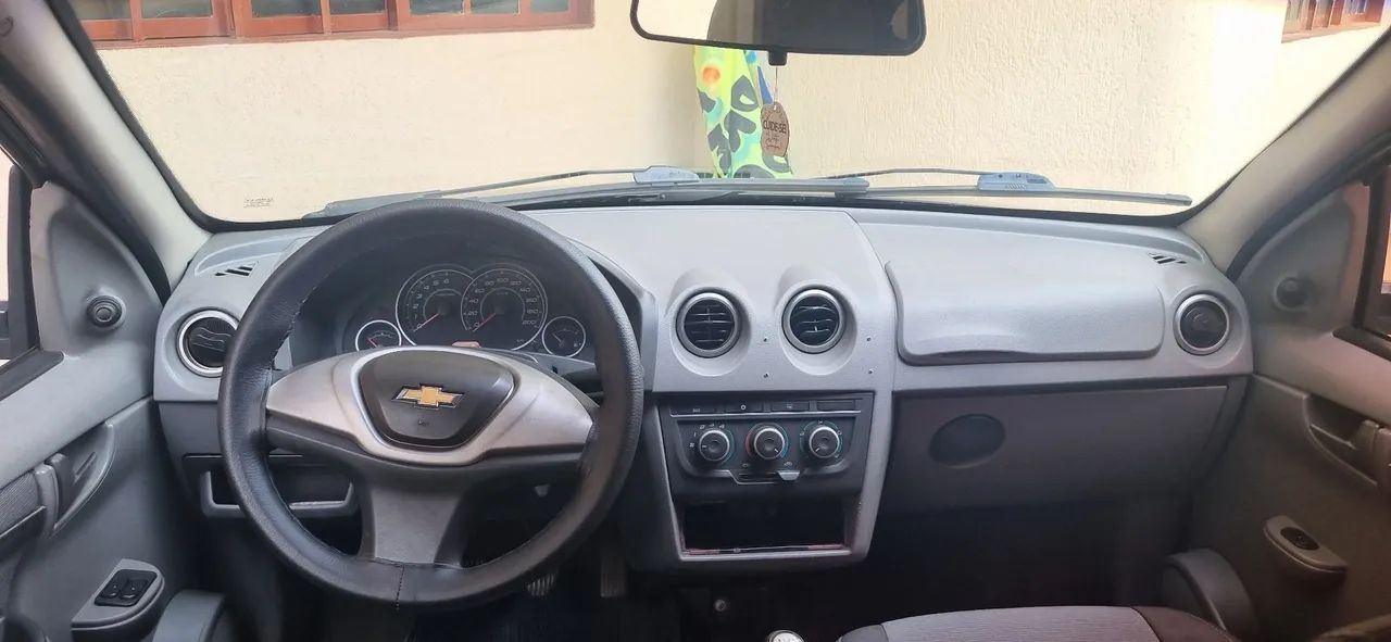 Chevrolet Prisma 2012