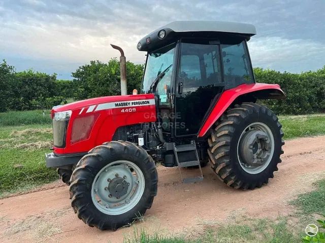 Trator Massey Ferguson  4409 2020.  - Foto 2