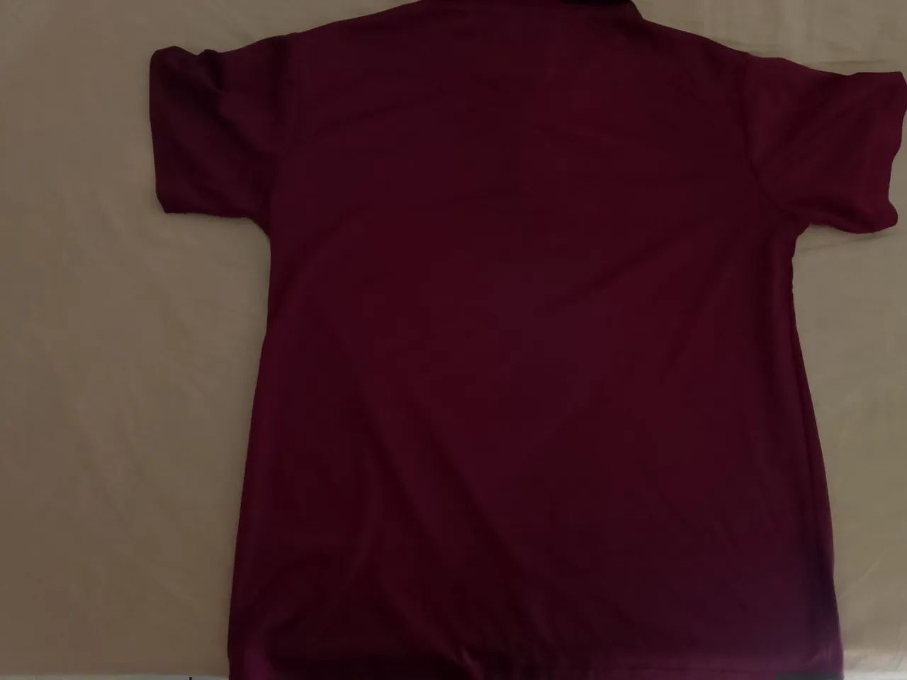Camisa vermelha vinho, adidas - Foto 2