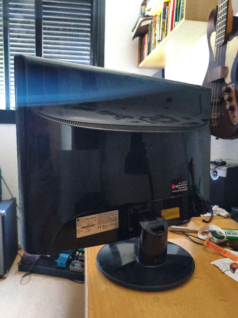 Monitor LG Flatiron w2252tq - Foto 2