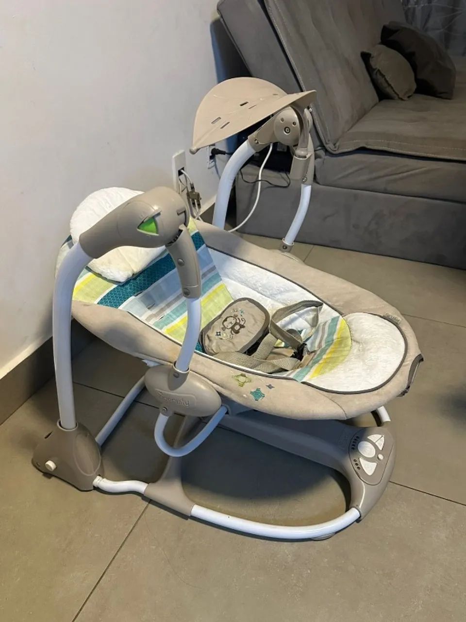 Cadeira de balanço automática e portátil para bebês - Foto 4