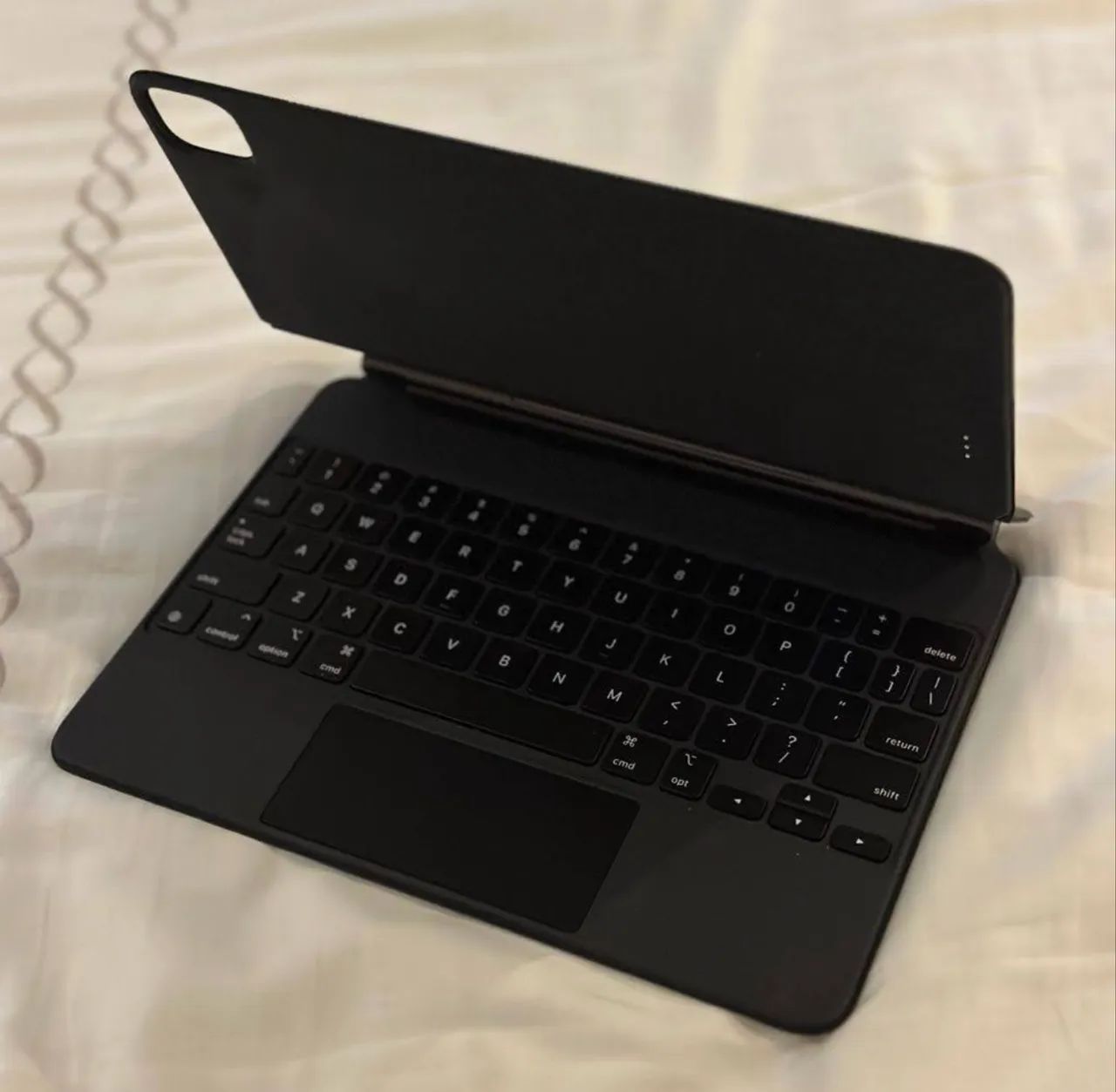 Apple Magic Keyboard original para iPad Air Pro de 11 polegadas - Inglês (EUA) - Preto - Foto 2