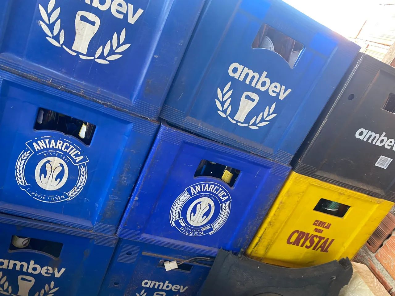Vende-se engradados de cervejas 600ml e 300ml - Foto 5