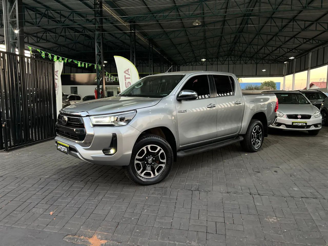 Toyota Hilux Hilux CD SRX 4x4 2.8 TDI 16V Diesel Aut. 2023
