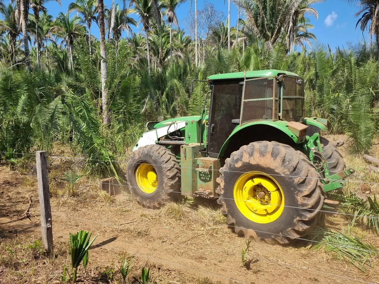 Trator John Deere 6170J ano 2019 com implementos - Foto 3