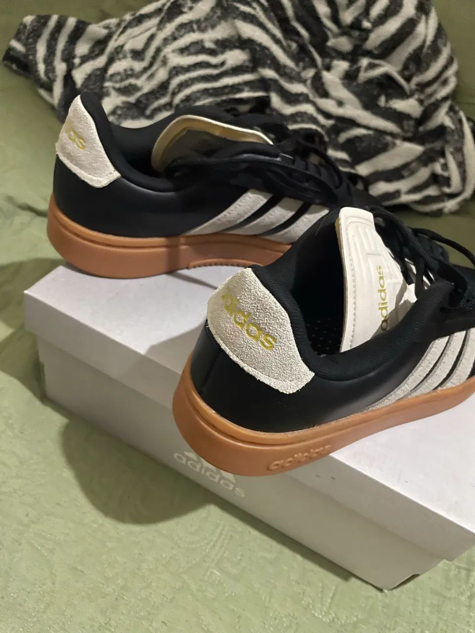 Sapato adidas court - Foto 2