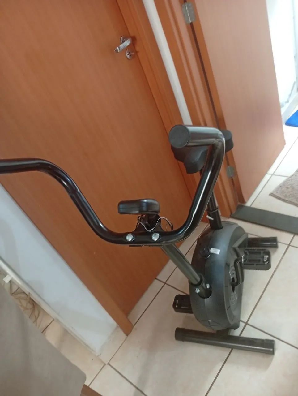 Bicicleta ergométrica - Foto 2