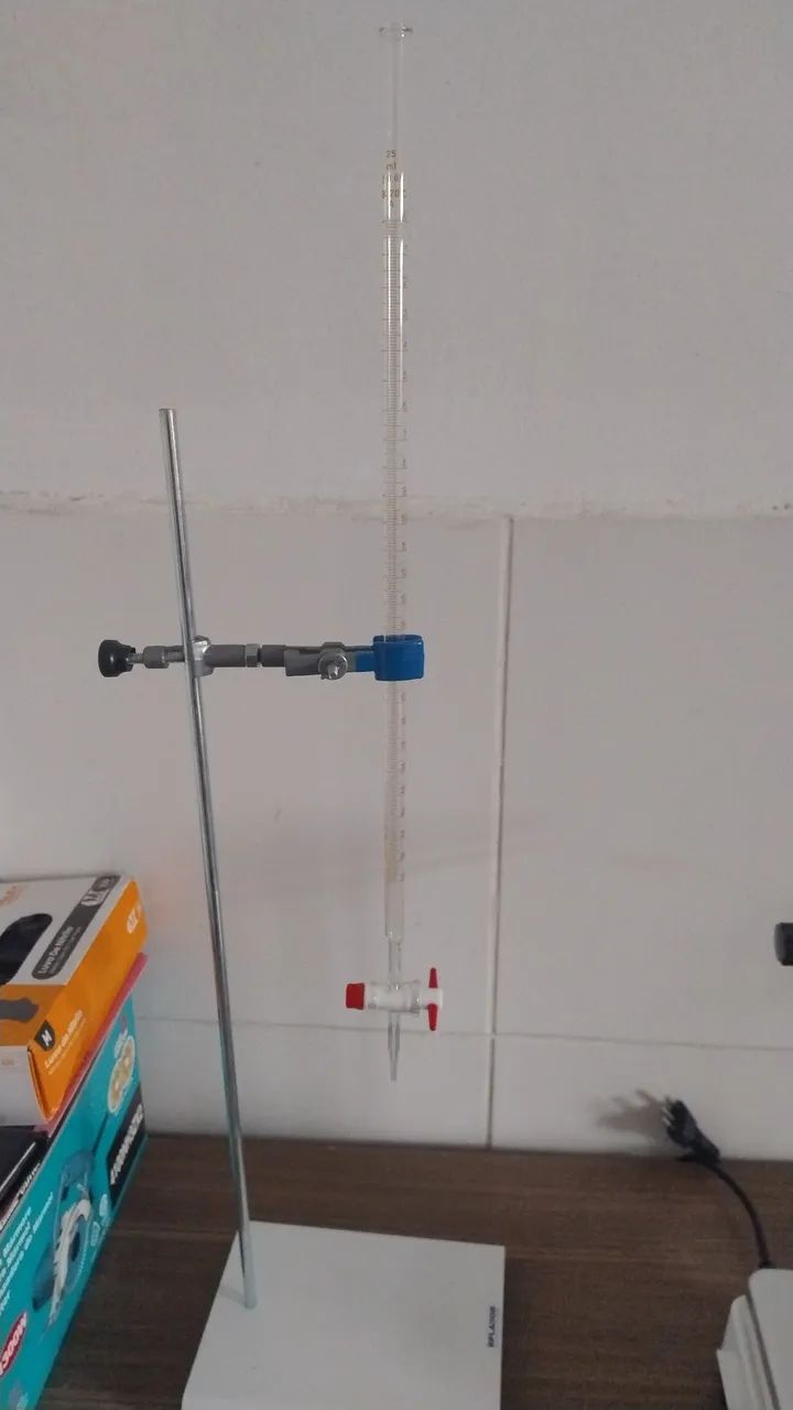 Bureta graduada 25 ml com pinça e suporte universal  - Foto 2