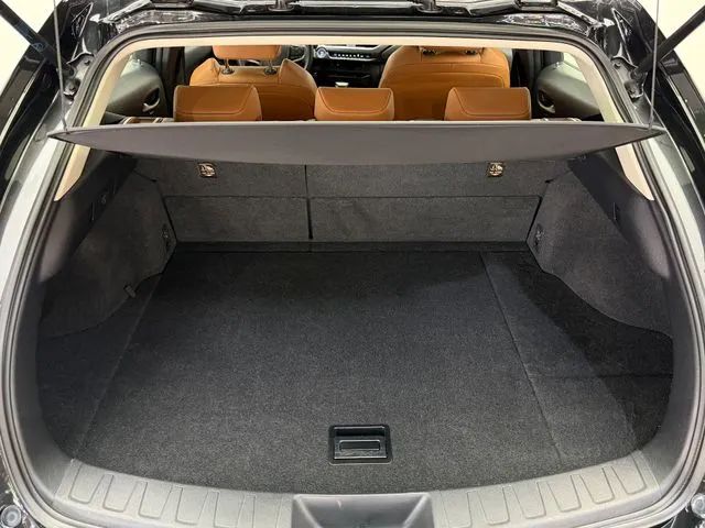 Lexus UX-250h Dynamic 2.0 16V Aut.(hybrid), foto 20 de 20