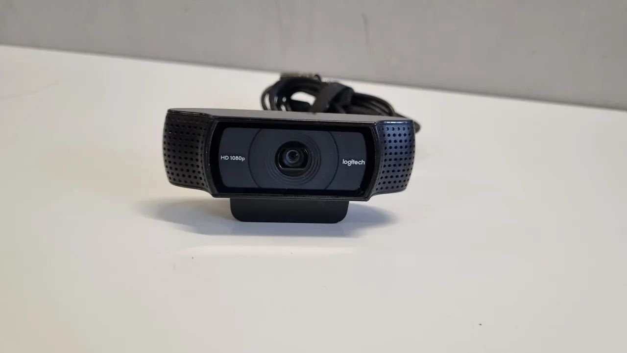 Webcam Logitech C920 Full HD com microfone embutido