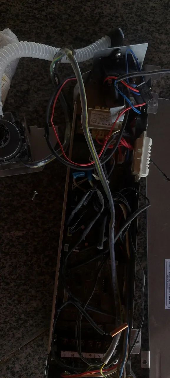 Peças, compressores, moto ventiladores e placas de ar condicionados - Foto 6