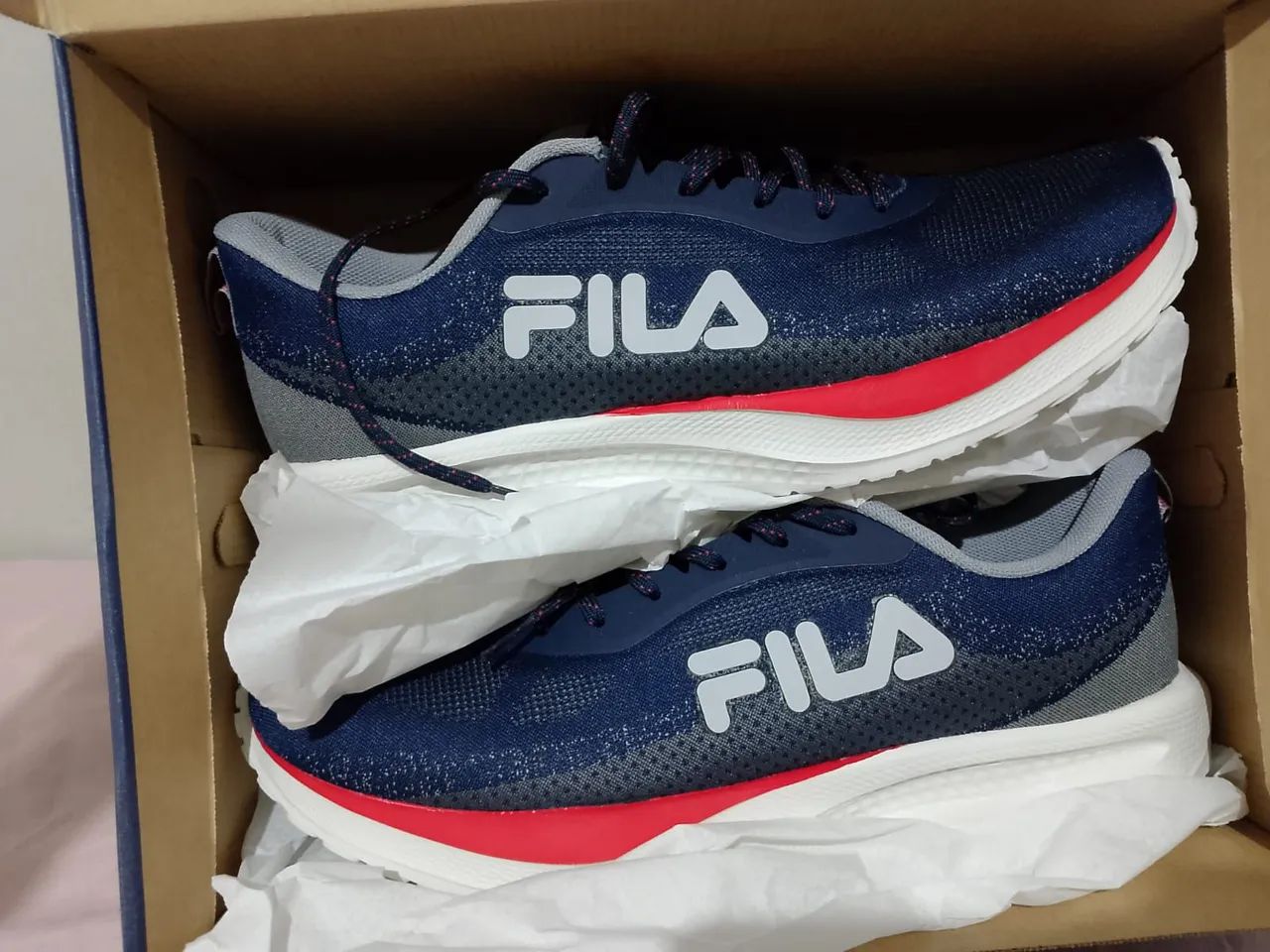 tênis Fila 43" ( ZERADO na caixa )