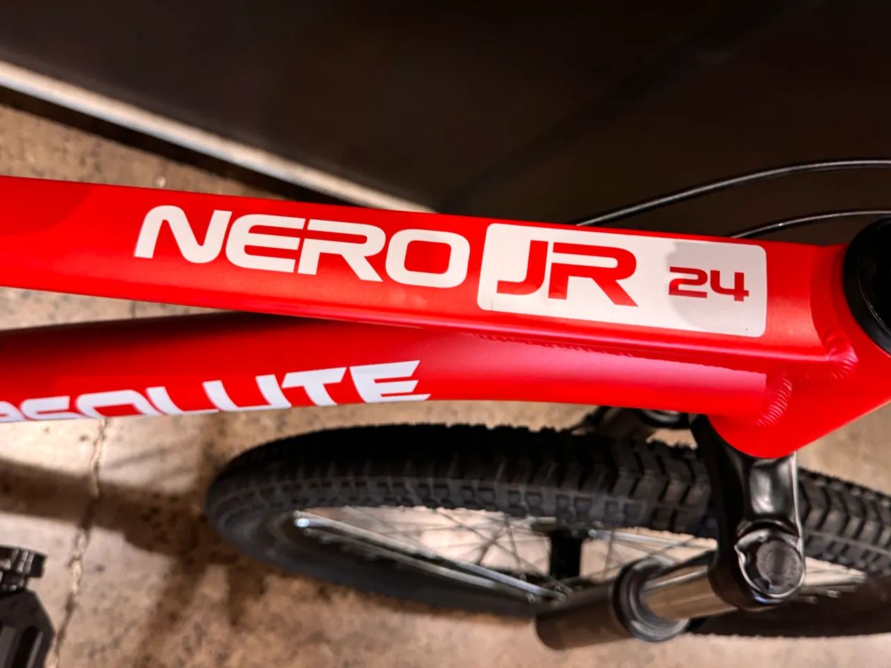 BICICLETA ABDOLUTE NERO JR TAMANHO 24  - Foto 4