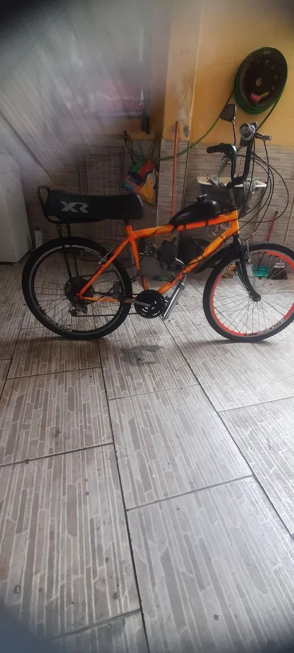 BICICLETA motorizada 80cc ótimo estado - Foto 4