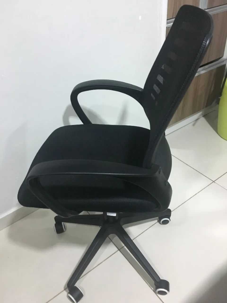 Cadeira de Escritório marca Tok & Stok - Foto 3