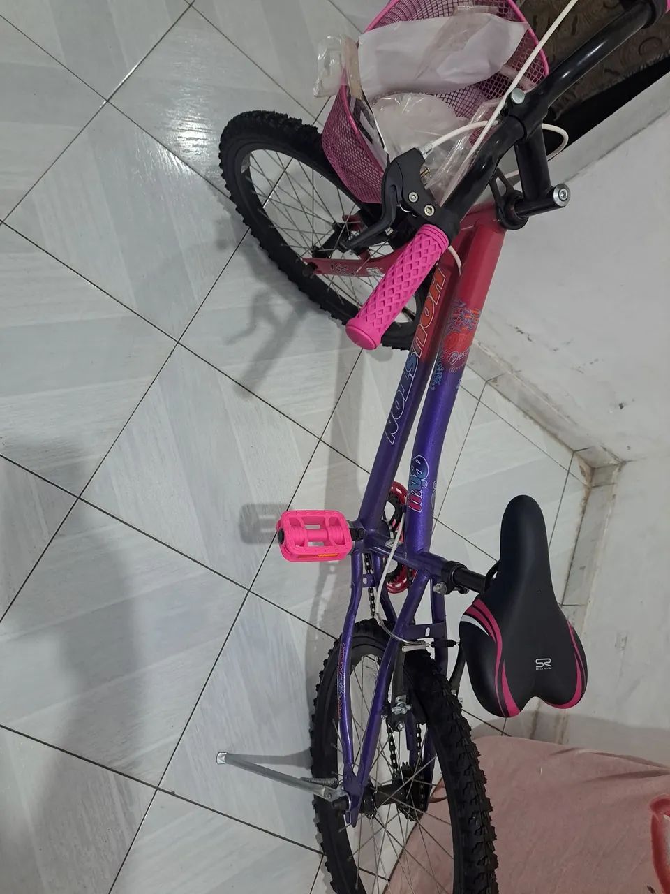 Vendo uma bicicleta infantil  - Foto 2