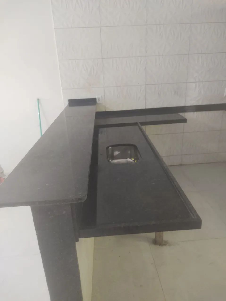Marmoraria , acabado ou montador