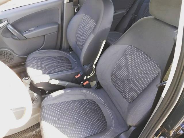 Fiat palio atractive 1.4 2013/2013 completo - Foto 9