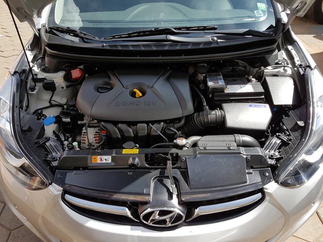 Hyundai Elantra GLS 2.0 - Foto 4