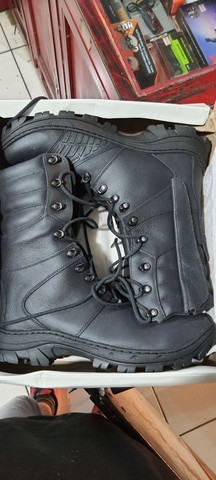 bota impermeável para moto