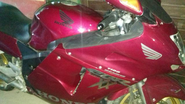 Vendo moto CBR Honda 1100 xx