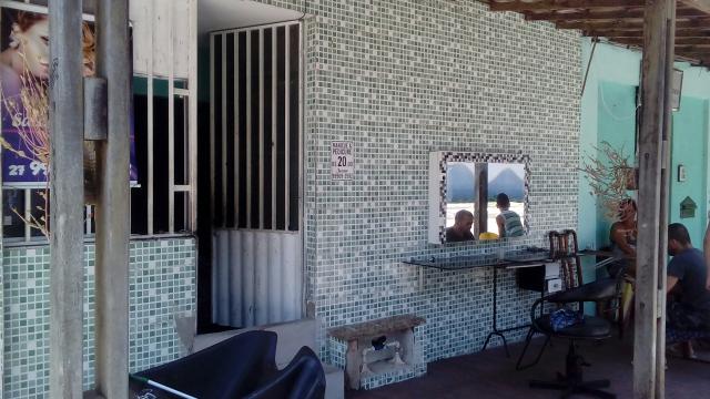 Vendo esta casa faco troca aceito oferta - Foto 2