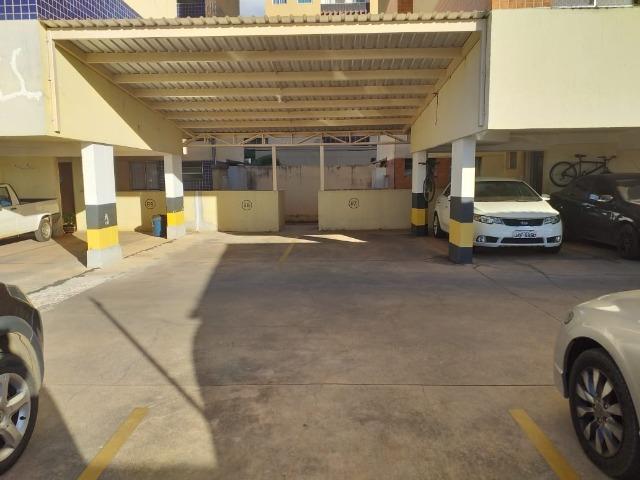 A/c,financiar Otimo preço R$149.000 02 qts 55 mts bem loc,na qn 402 carro - Foto 2