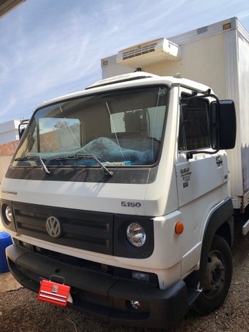 CAMINHÃO VOLKSWAGEN