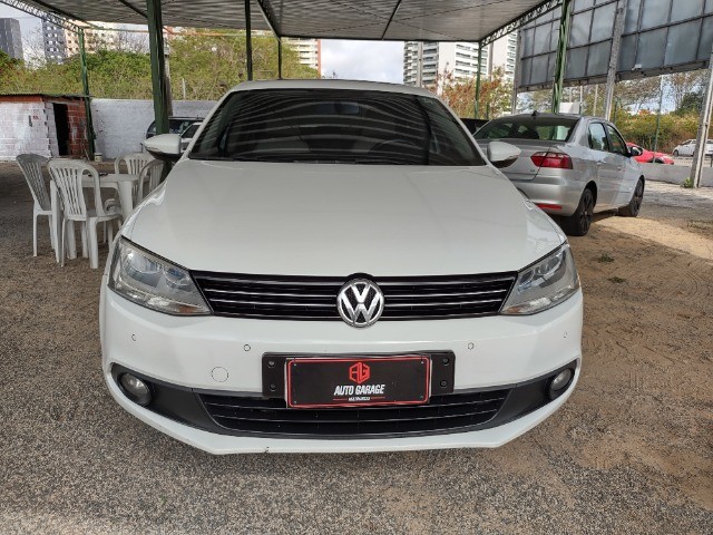 JETTA 2.0 2014 COMPLETO