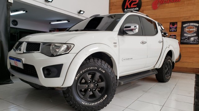 MITSUBISHI L200 TRITON 3.5 AUT. 2012