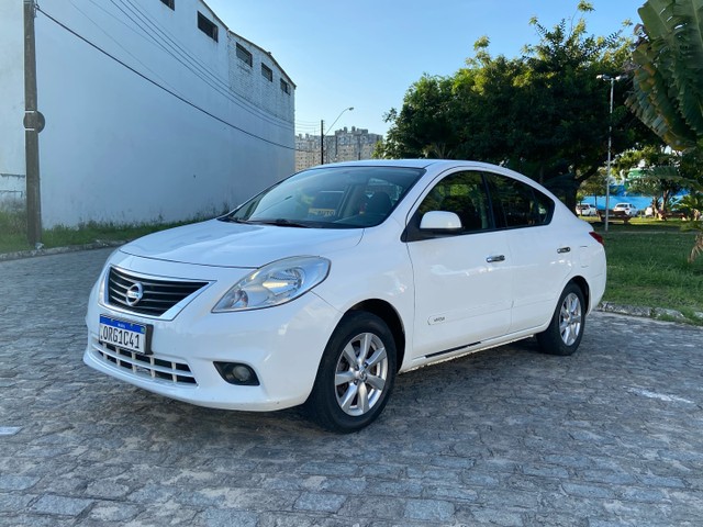 NISSAN VERSA 1.6 2014