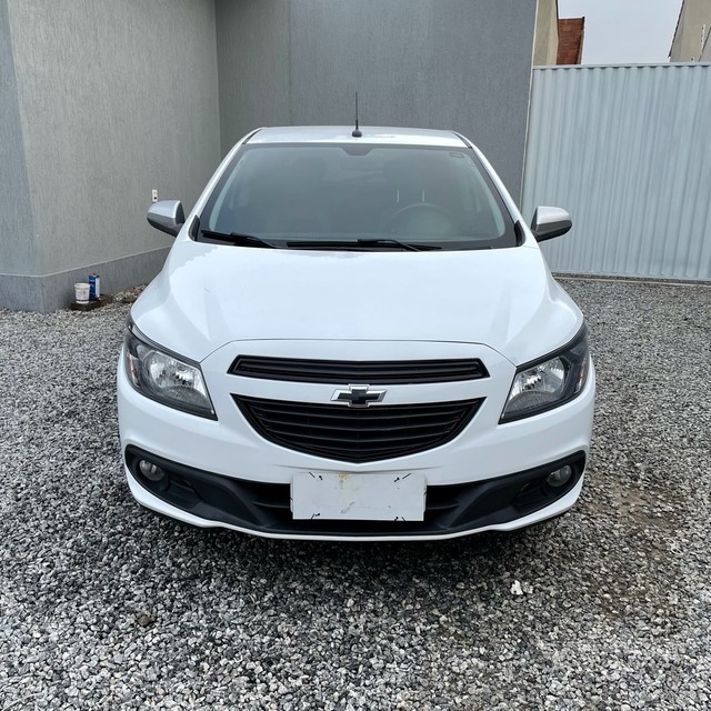 ÔNIX SELEÇÃO 2015 1.0 COMPLETO / 57.000KM