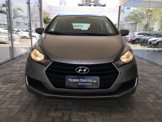 HYUNDAI HB20 1.0 COMFORT PLUS 12V FLEX 4P MANUAL