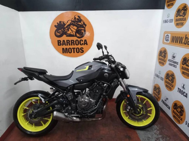 YAMAHA MT ABS C/ ACESSÓRIOS * TOP