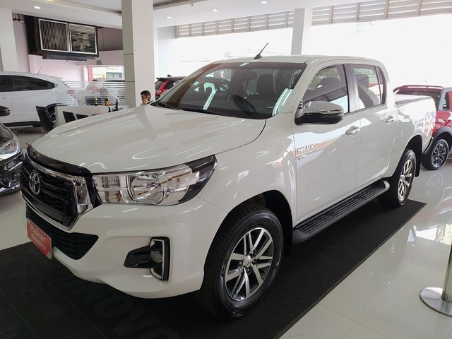 TOYOTA HILUX 2.7 SRV 4X2 CD 16V FLEX 4P AUTOMÁTICO