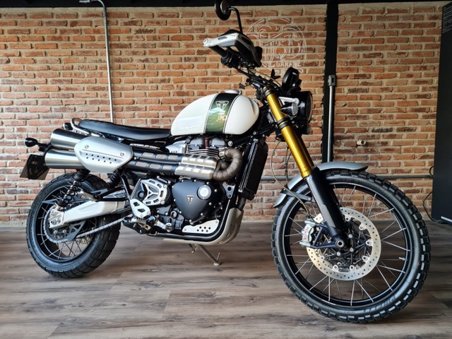TRIUMPH SCRAMBLER XE
