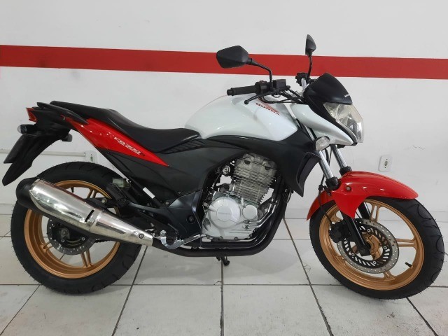 HONDA CB 300R 2012 R$ 11.800,00