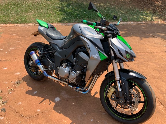 KAWASAKI Z-1000