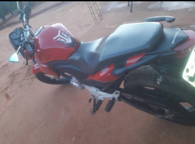 CB 300R TOP