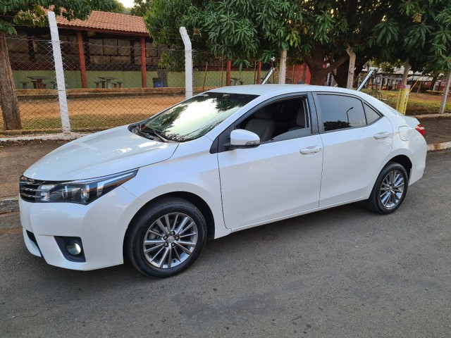 COROLLA XEI 2017