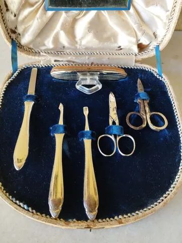 Kit para unhas antigo 