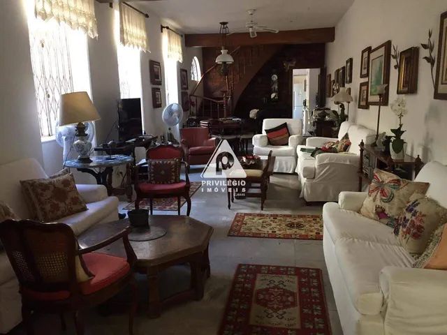 Casa Duplex na Gávea  5 Quartos, 3 Vagas e Jardim!