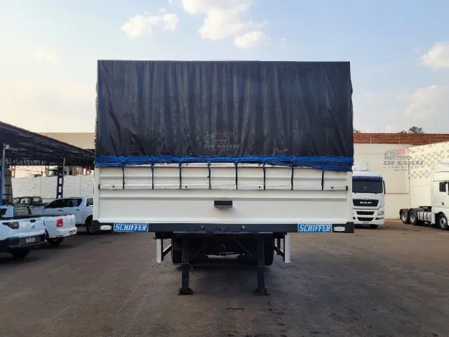 Carreta Graneleira Schiffer 2 Eixos Ano 2013 C/ Pneus - Foto 2