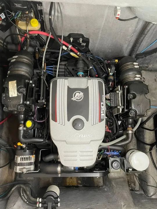 LANCHA VENTURA 26.5 PES - Foto 8