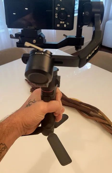 Estabilizador Dji-rs 3 Mini Câmera Ronin Gimbal Série Rs3 - Foto 6