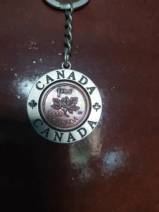Chaveiro viagem Canadá moeda 1 Cent rainha Elizabeth giratório - Foto 4