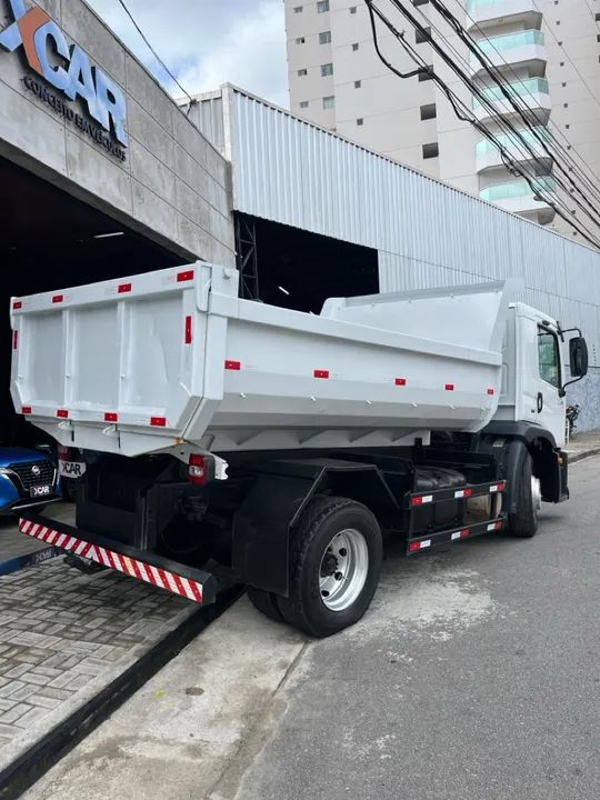 13.190 caçamba 6m3  - Foto 3